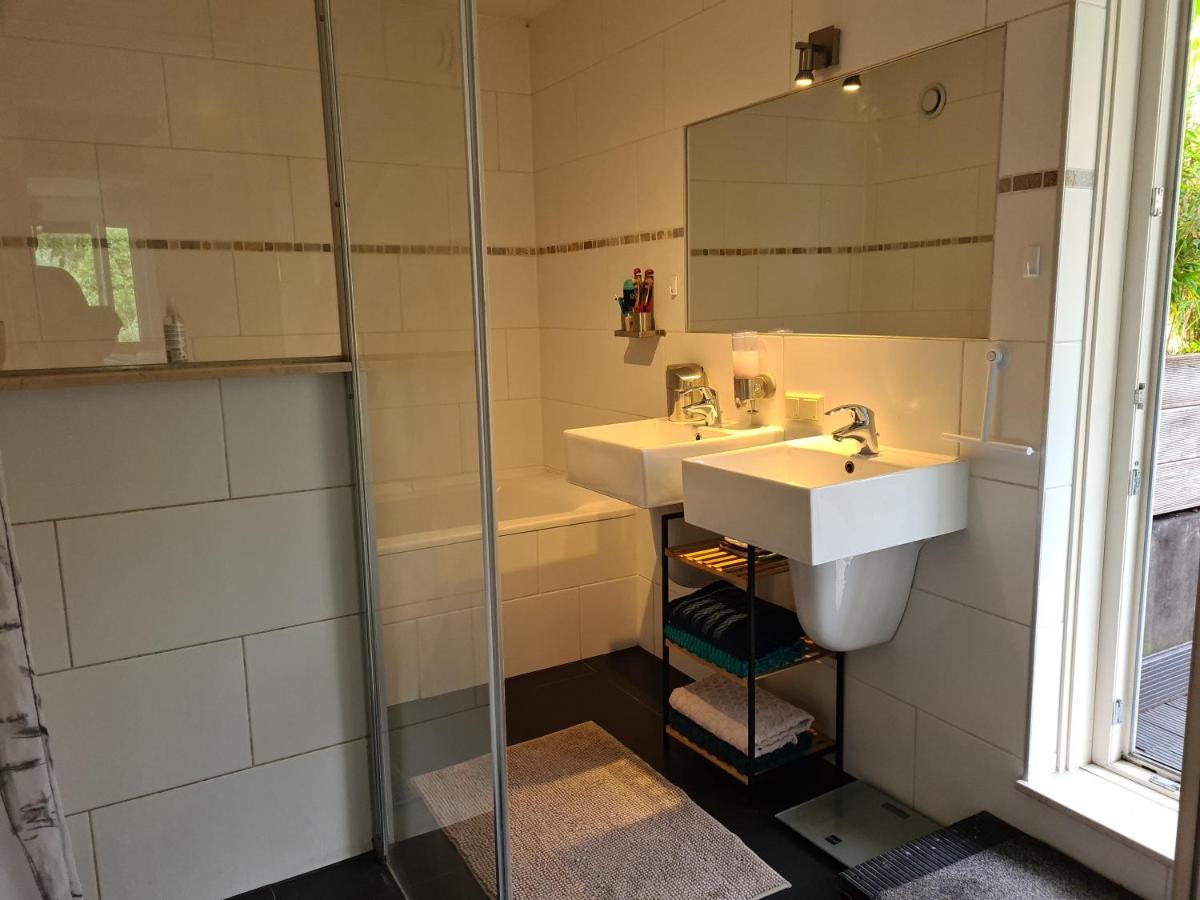 Johan'S B&B, Dakterras & Goedkoop Parkeren - Sinds 2014 Amszterdam Kültér fotó