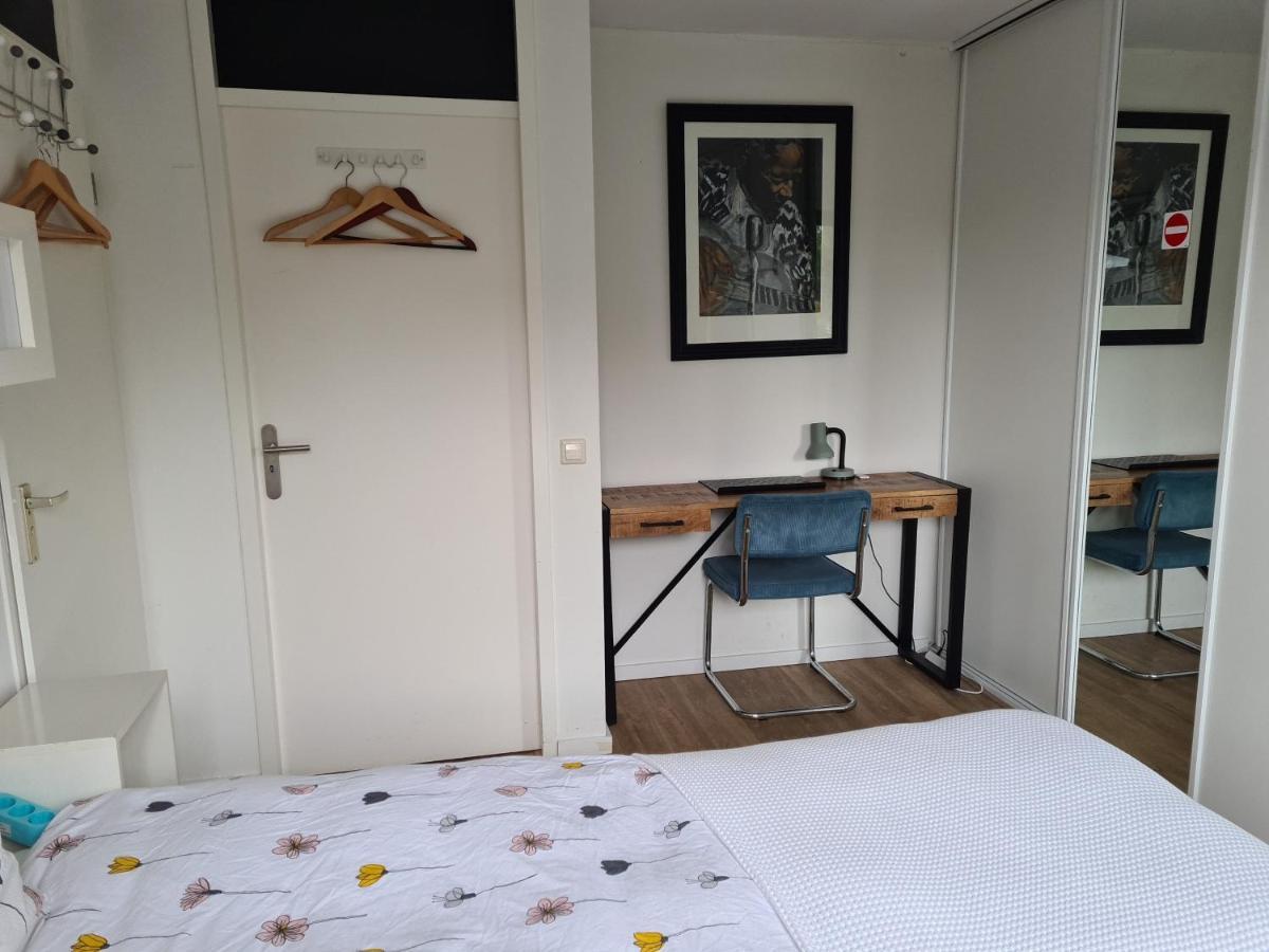 Johan'S B&B, Dakterras & Goedkoop Parkeren - Sinds 2014 Amszterdam Kültér fotó